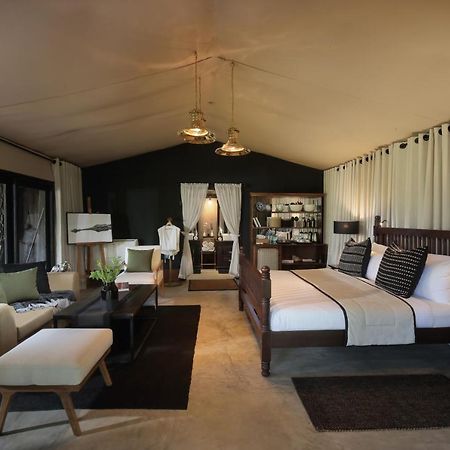 Hotel Leopard Trails Yala Esterno foto
