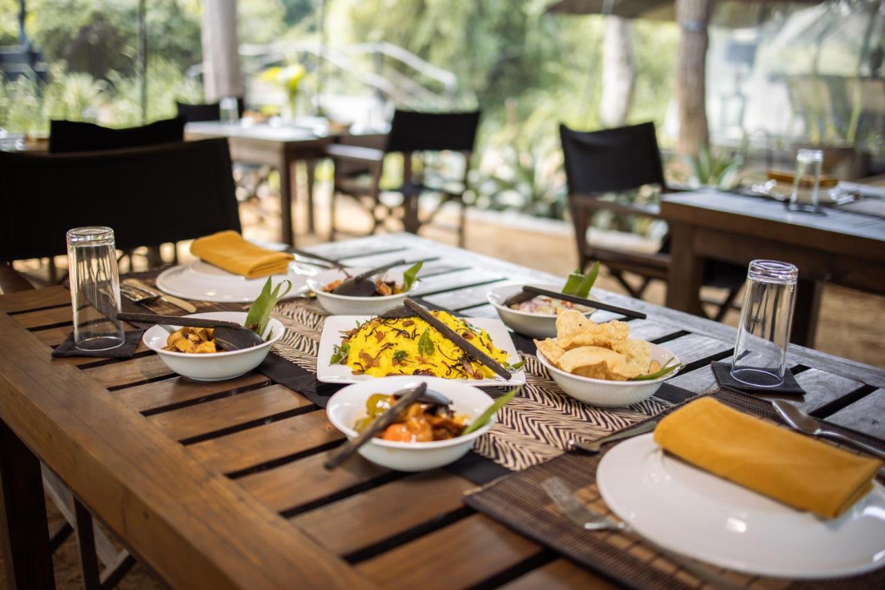 Hotel Leopard Trails Yala Esterno foto