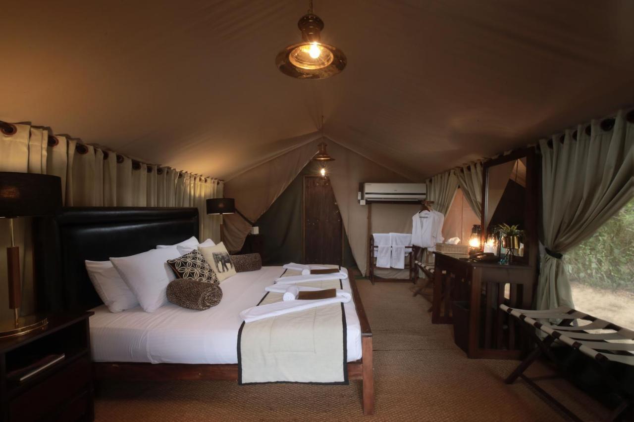 Hotel Leopard Trails Yala Esterno foto
